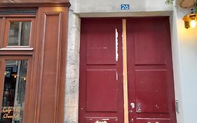 Cosy 2 Pieces Typiquement Parisien A Notre-Dame